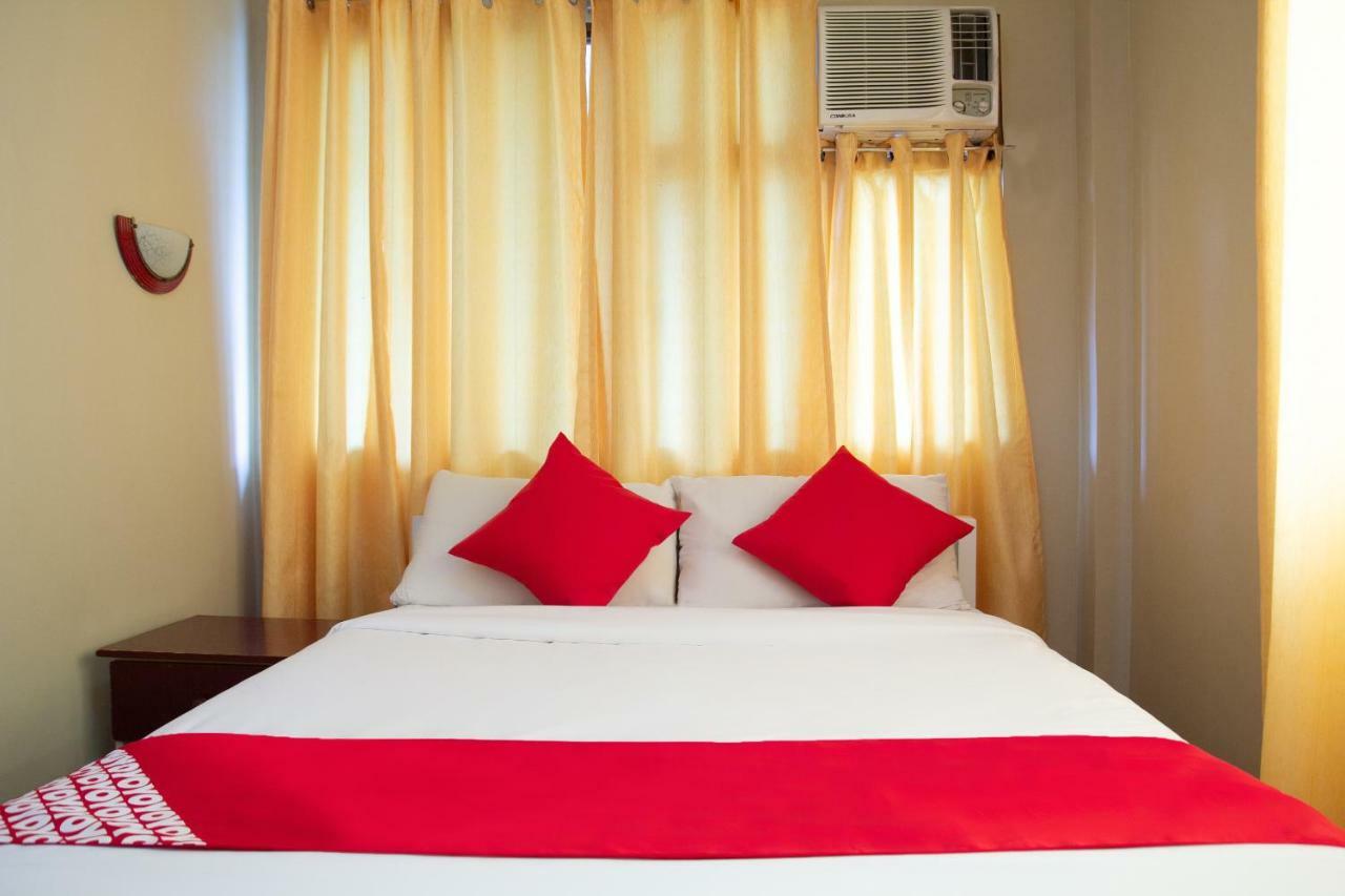 Golden Belle Apartelle And Suites Davao Exterior foto
