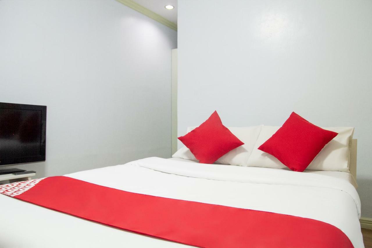 Golden Belle Apartelle And Suites Davao Exterior foto