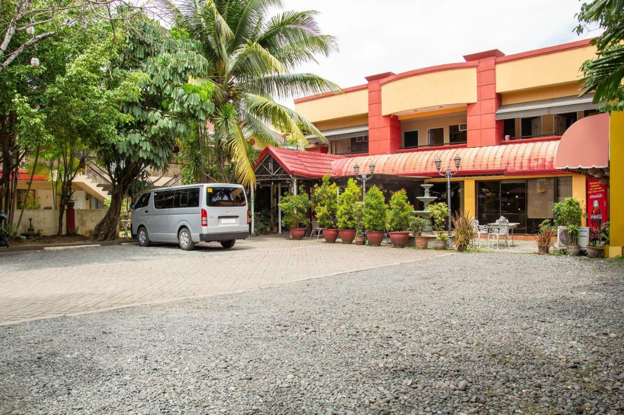 Golden Belle Apartelle And Suites Davao Exterior foto