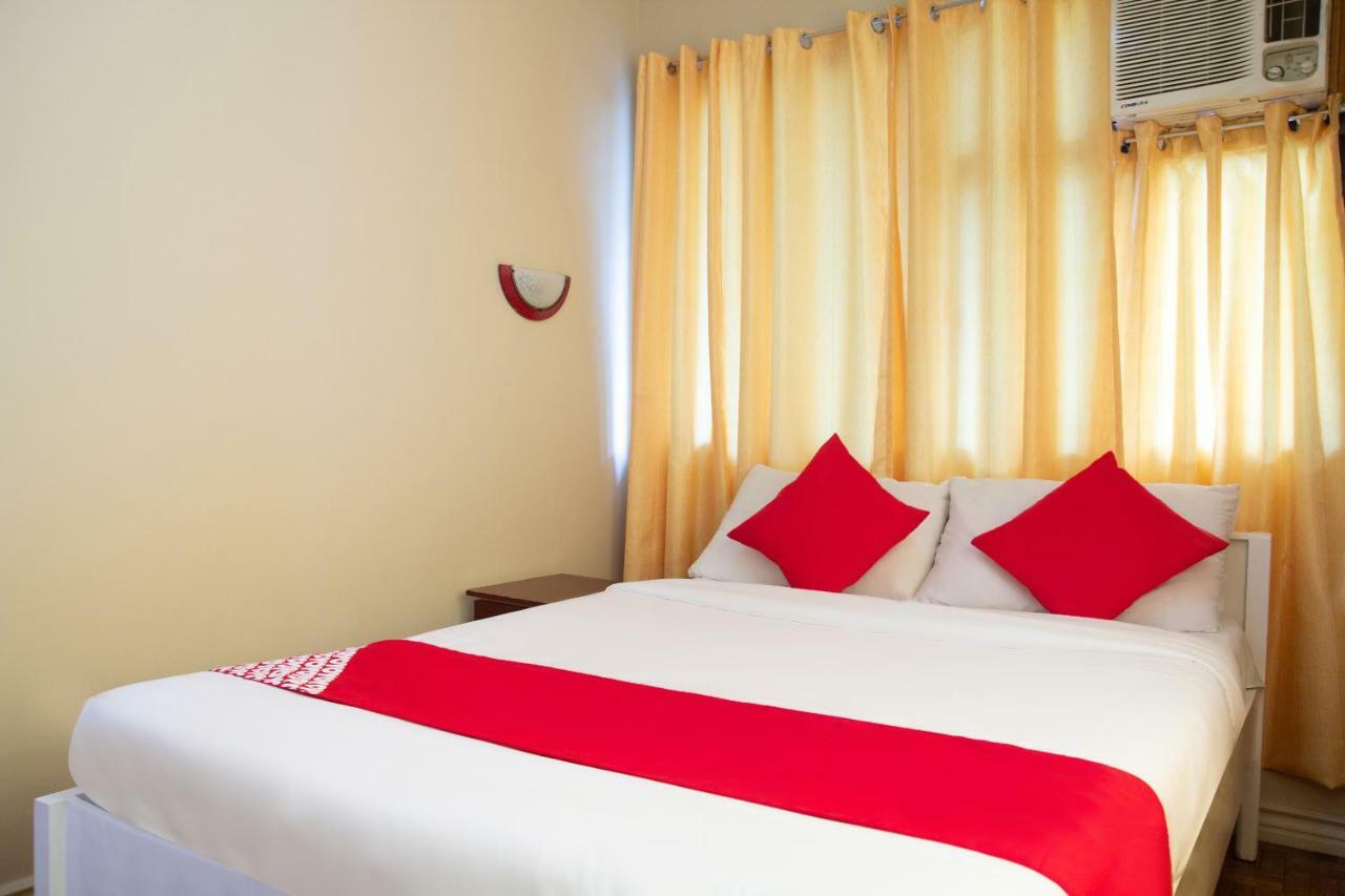 Golden Belle Apartelle And Suites Davao Exterior foto